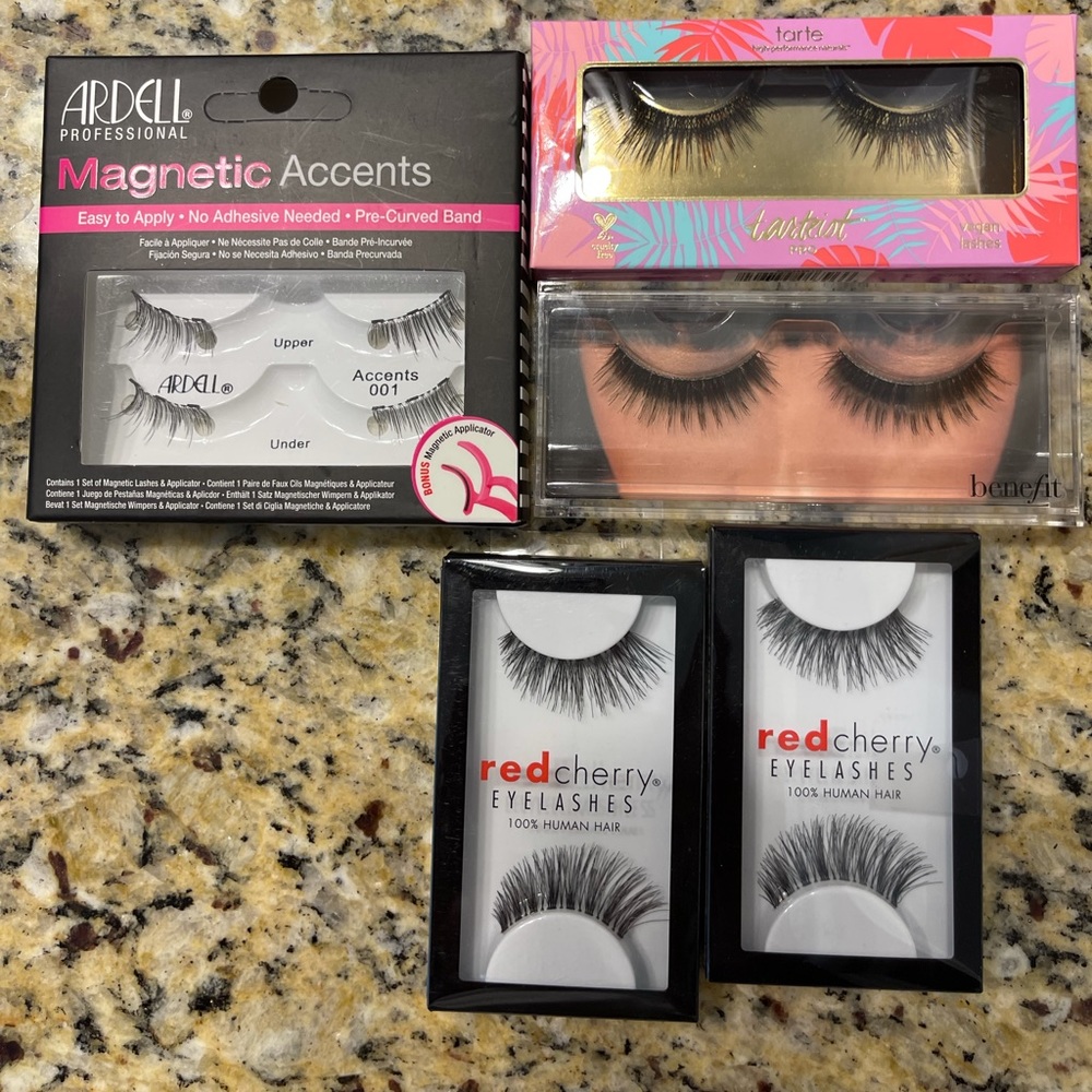 False lashes various